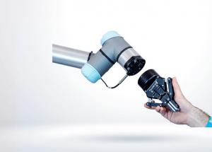 顯揚(yáng)科技亮相央視直播間