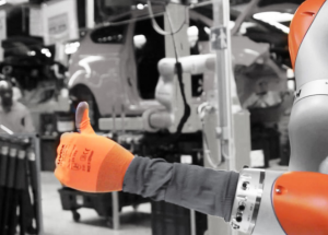 顯揚科技亮相央視直播間