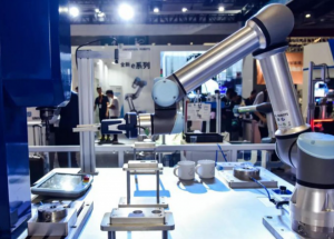 顯揚(yáng)科技亮相央視直播間